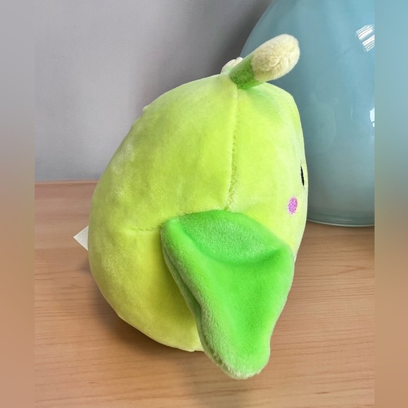 Pilar the Grasshopper Squishmallows Kellytoy NWOT from Costco box. - Picture 4 of 9